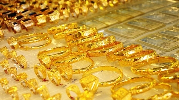 Giá vàng hôm nay 1/7: Đầu tháng mới, vàng vượt ngưỡng 49,1 triệu đồng/lượng