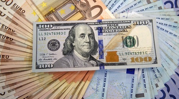 Tỷ giá ngoại tệ ngày 4/7: Đồng USD tiếp tục lao dốc