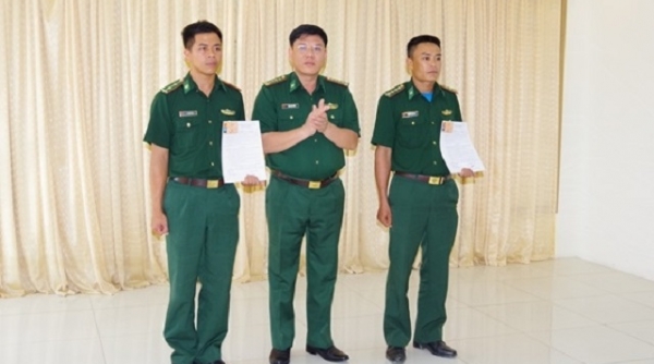 Thanh Hóa: Trao quyết định thương binh cho hai chiến sĩ bị thương trong đấu tranh phòng chống ma túy