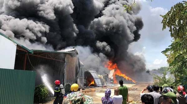 Thanh Hóa: Cháy lớn tại Khu công nghiệp Tây Bắc Ga