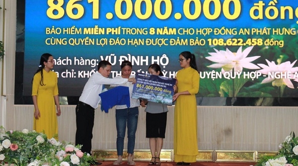 Công ty Bảo Việt Nhân thọ Bắc Nghệ An chi trả quyền lợi bảo hiểm 969 triệu đồng