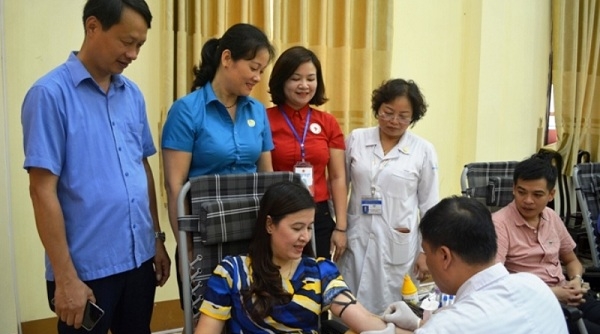Yên Bái: Trên 400 công nhân, viên chức tham gia ngày hội hiến máu tình nguyện