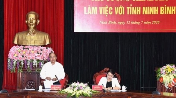 Thủ tướng Nguyễn Xuân Phúc kiểm tra tiến độ giải ngân vốn đầu tư công tại Ninh Bình