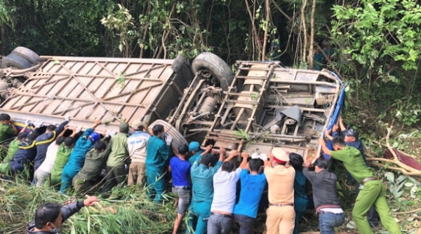 Kon Tum: Vụ lật xe khách 17 nạn nhân đã xuất viện