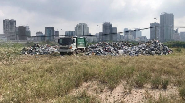 Bãi rác Nam Sơn bị chặn, Hà Nội tồn hơn 9.000 tấn rác trong nội thành