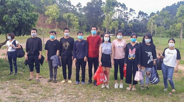 Quảng Ninh: Cách ly 11 người nhập cảnh trái phép từ Trung Quốc vào Việt Nam