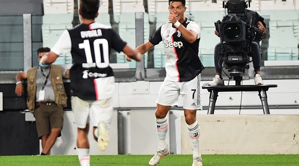 Thắng Lazio 2-1, Juventus thẳng tiến tới ngôi vô địch