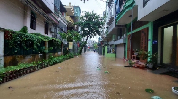 Quảng Ninh: Bão số 2 gây mưa ngập một số tuyến phố trên địa bàn