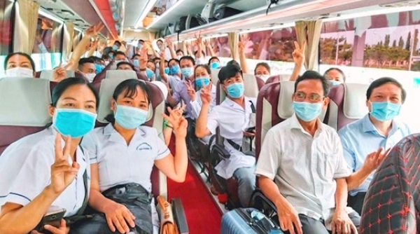 Đoàn bác sĩ, điều dưỡng TP. Hải Phòng gồm 33 người lên đường chi viện cho tâm dịch Đà Nẵng
