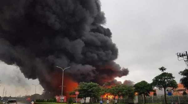 Bắc Ninh: Cháy lớn tại Khu công nghiệp Yên Phong