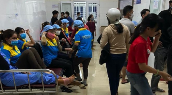 Nghi ngộ độc thực phẩm, gần 100 công nhân ở Đắk Lắk nhập viện