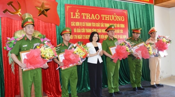 Bắc Ninh: Thưởng "nóng" cho các đơn vị giải cứu thành công cháu Nguyễn Cao Gia Bảo