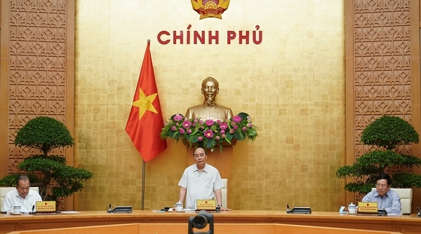 Thủ tướng Nguyễn Xuân Phúc chủ trì họp Thường trực Chính phủ về công tác phòng, chống dịch COVID-19