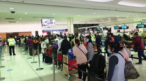 Sân bay Cần Thơ: Đón 230 người từ Đài Loan trở về