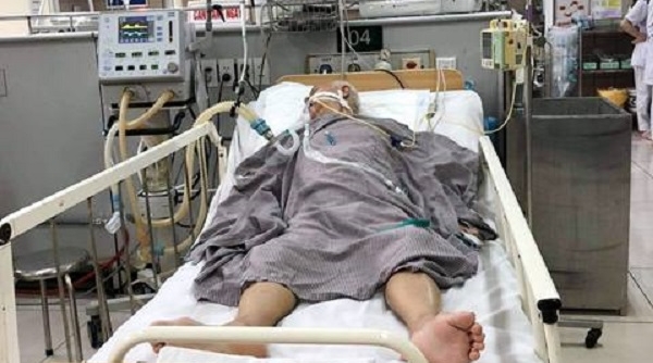 Cứu bệnh nhân ngộ độc vụ pate Minh Chay: Phải nhập khẩu thuốc giá 8.000 USD/liều để điều trị