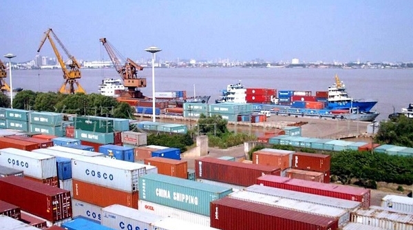Tổng trị giá xuất nhập khẩu hàng hoá tháng 8 tăng 7,5% so với tháng 7