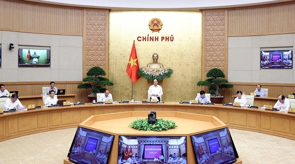 Thủ tướng Chính Phủ Nguyễn Xuân Phúc chủ trì phiên họp thường kỳ tháng 8/2020