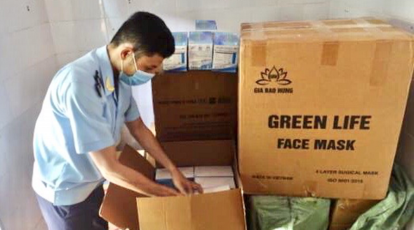 Quảng Ninh: Tạm giữ 12.500 chiếc khẩu trang GREEN LIFE không rõ nguồn gốc