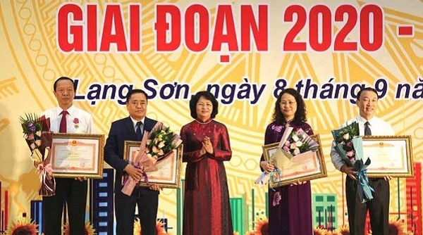 Phó chủ tịch nước Đặng Thị Ngọc Thịnh dự Đại hội Thi đua yêu nước tỉnh Lạng Sơn lần thứ V