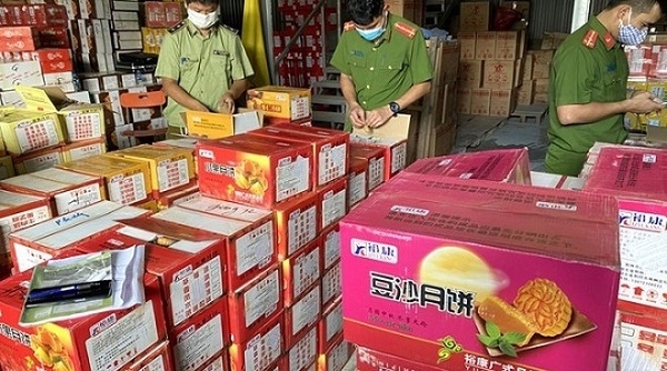 Hà Nội: Phát hiện và thu giữ hơn 31.000 bánh trung thu không bảo đảm an toàn thực phẩm