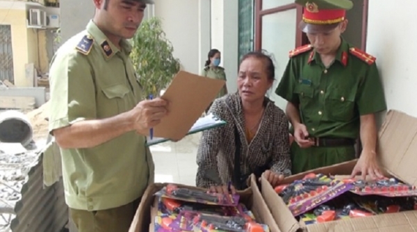 Thanh Hóa: Gần 3.000 đồ chơi nguy hiểm được chuẩn bị để bán trong dịp lễ Trung Thu bị bắt giữ