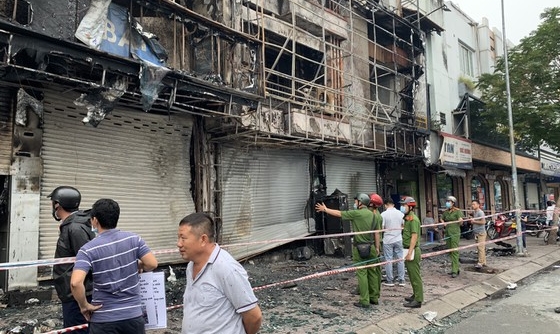 Quận Gò Vấp (TP.HCM): ‘Bà hỏa’ thiêu rụi 2 căn nhà trên đường Nguyễn Oanh