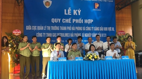 Lễ ký Quy chế phối hợp giữa Cục QLTT Hải Phòng và các doanh nghiệp thuộc Tập đoàn Xăng dầu Việt Nam trên địa bàn TP. Hải Phòng
