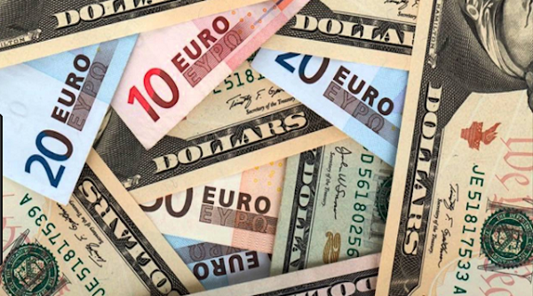 Tỷ giá ngoại tệ ngày 23/9: Đồng USD tiếp tục tăng, euro giảm khá mạnh