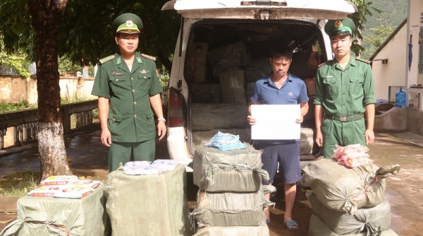 Quảng Ninh: Hơn 1 tấn thực phẩm nhập lậu bị bắt giữ