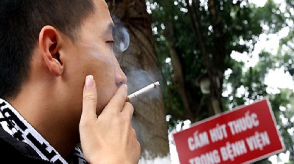 Hút thuốc lá tại địa điểm cấm bị phạt tới 500.000 đồng