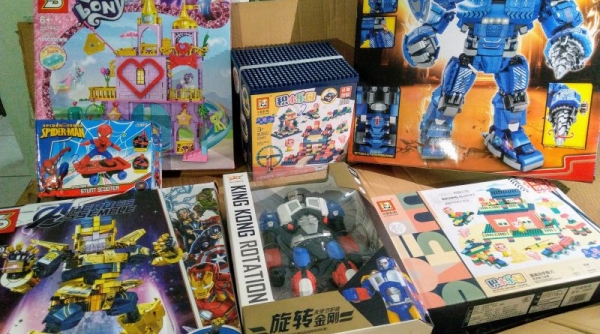 Phát hiện trên 700 sản phẩm đồ chơi trẻ em nhập lậu