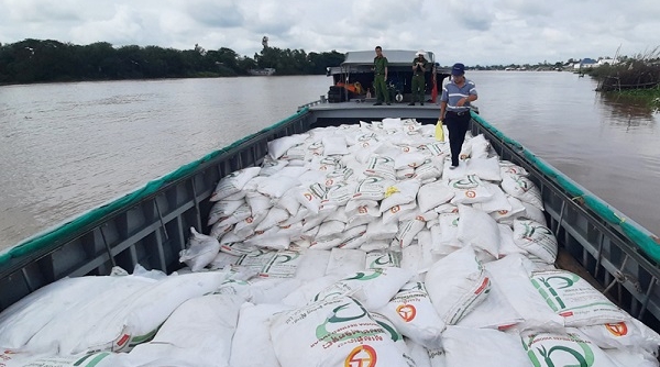 An Giang: Bắt giữ 100 tấn đường cát nghi nhập lậu từ Campuchia