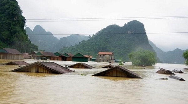 BIDV dành 8 tỷ đồng hỗ trợ đồng bào miền Trung bị ảnh hưởng bởi lũ lụt