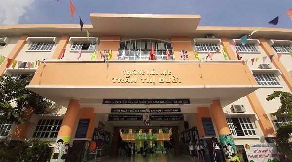 TP.HCM: Phụ huynh vẫn chờ câu trả lời về chất lượng suất ăn tại Trường Tiểu học Trần Thị Bưởi