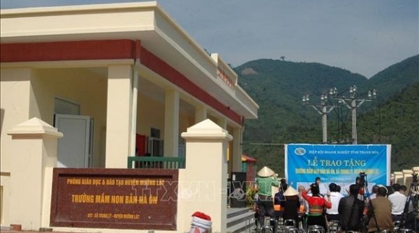 Thanh Hóa: Bàn giao công trình trường Mầm non cho xã vùng cao bị thiệt hại do lũ