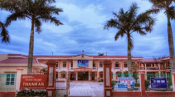 Hơn 30 học sinh ở Hải Dương nhập viện sau bữa ăn bán trú