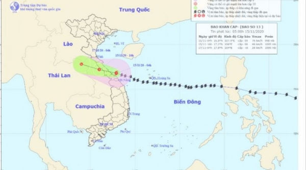 Bão số 13 áp sát các tỉnh từ Hà Tĩnh đến Thừa Thiên Huế gây mưa lớn
