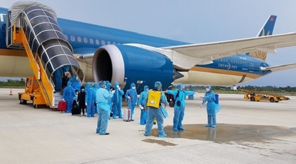 Hai chuyến bay đưa 450 công dân Việt Nam về nước