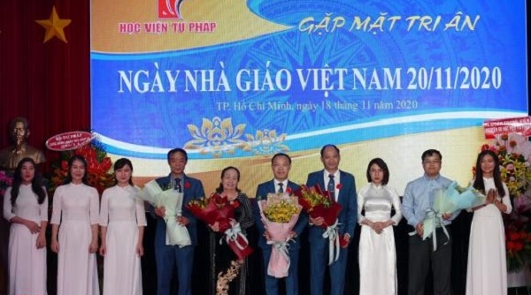 Chuổi hoạt động kỷ niệm 38 năm Ngày Nhà giáo Việt Nam (20/11)