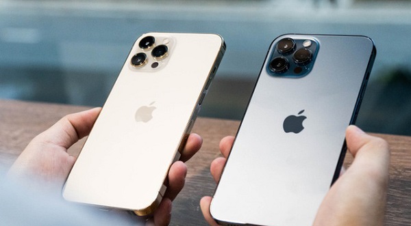 iPhone 12 Pro Max giảm giá cả chục triệu đồng