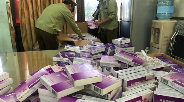 Hà Nội: Phát hiện hơn 130.000 hộp tân dược nghi nhập lậu