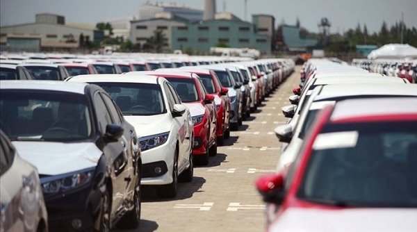 Nửa đầu tháng 11, Việt Nam nhập khẩu hơn 6.200 ô tô các loại
