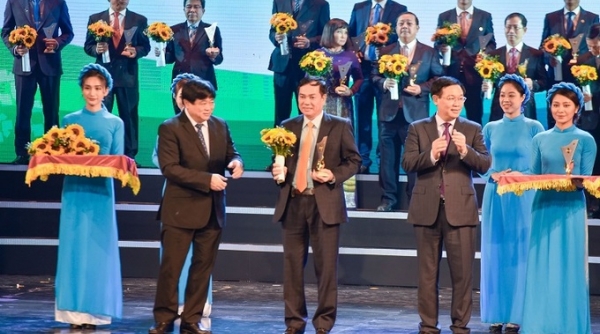 Khóa Việt-Tiệp nhận giải thưởng Thương hiệu Quốc gia
