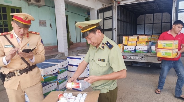 Bắt giữ hàng chục nghìn sản phẩm thuốc bảo vệ thực vật nhập lậu trên đường vận chuyển từ Lạng Sơn về Hà Nội tiêu thụ