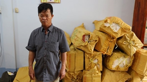 Tây Ninh: Thu giữ gần 12.000 gói thuốc lá nhập lậu