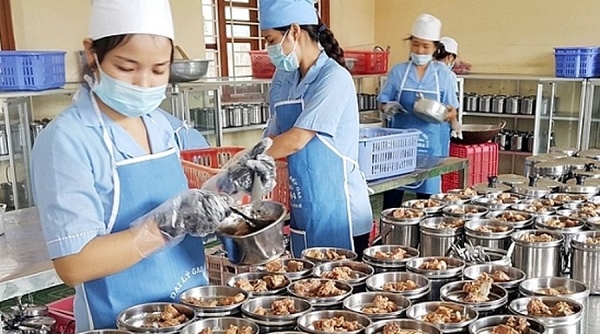 Tăng cường kiểm tra công tác an toàn thực phẩm trên địa bàn huyện Quốc Oai