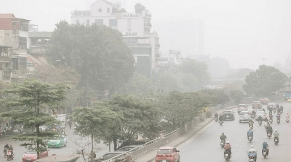 Ô nhiễm không khí gia tăng, Hà Nội khuyến cáo người dân hạn chế ra ngoài