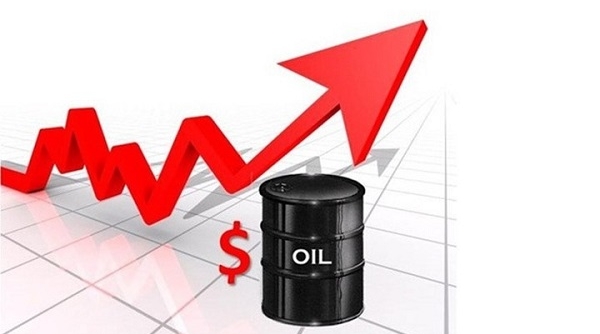 Giá xăng dầu ngày 26/12: Tồn kho của Mỹ giảm, giá dầu tiếp tục tăng