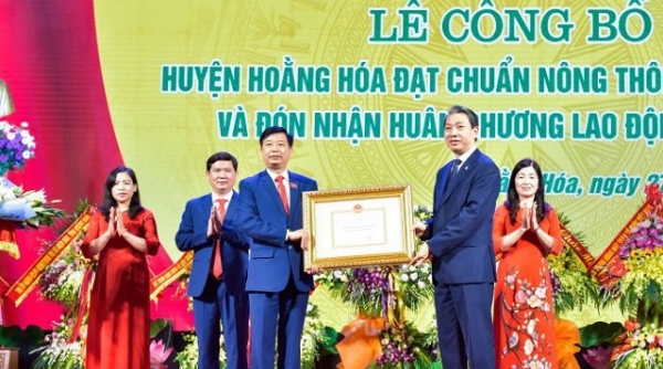Thanh Hóa: Công bố huyện Hoằng Hóa đạt chuẩn nông thôn mới và đón nhận Huân chương Lao động Hạng Ba
