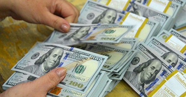Tỷ giá ngoại tệ ngày 30/12: Đồng USD giảm nhanh do nhà đầu tư đổ tiền vào chứng khoán